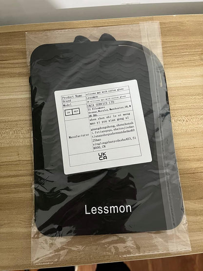 Flat Iron Travel Mat, Curling Iron Counter Protector with Heat Resistant Glove for Curling Irons, Hair Straightener, Flat Irons and Hair Styling Tools, 9” X 6.5”, Black by